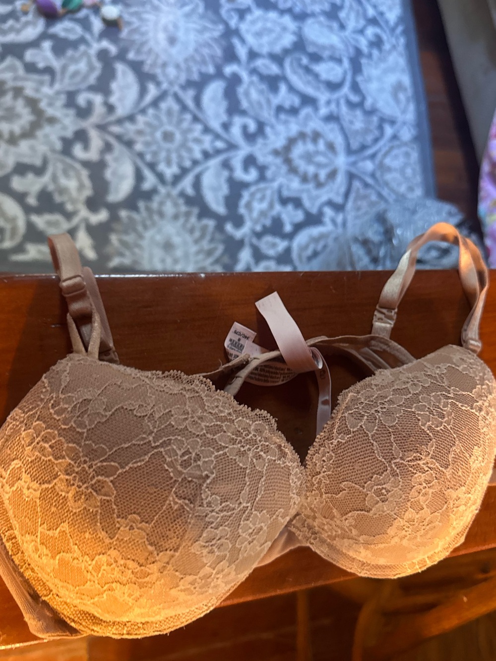 Victoria's Secret Lace Push-Up Bra - Beige